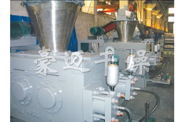 GZL系列干法辗压造粒机