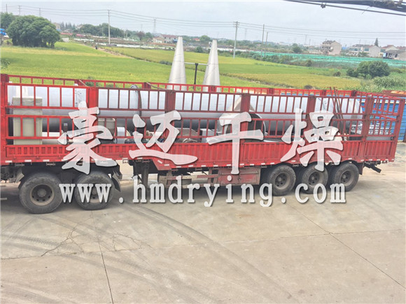 扬州客户回转滚筒干燥机发货现场！